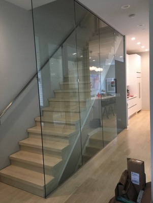 wood-stairs-chicago-remodel-staircase-chicago