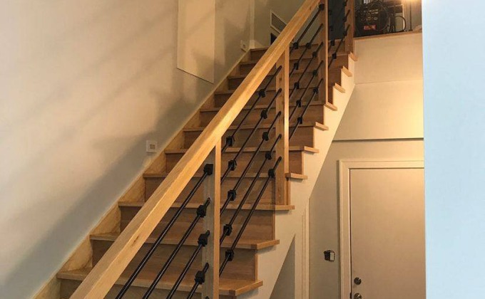 wood-staircases-chicago-wood-stair-railing-chicago